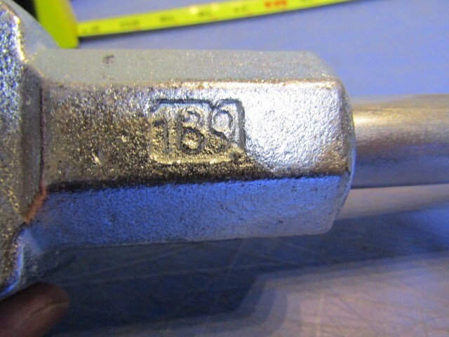 1 – Fire Hydrant Wrench 189 Ajustable. NEW