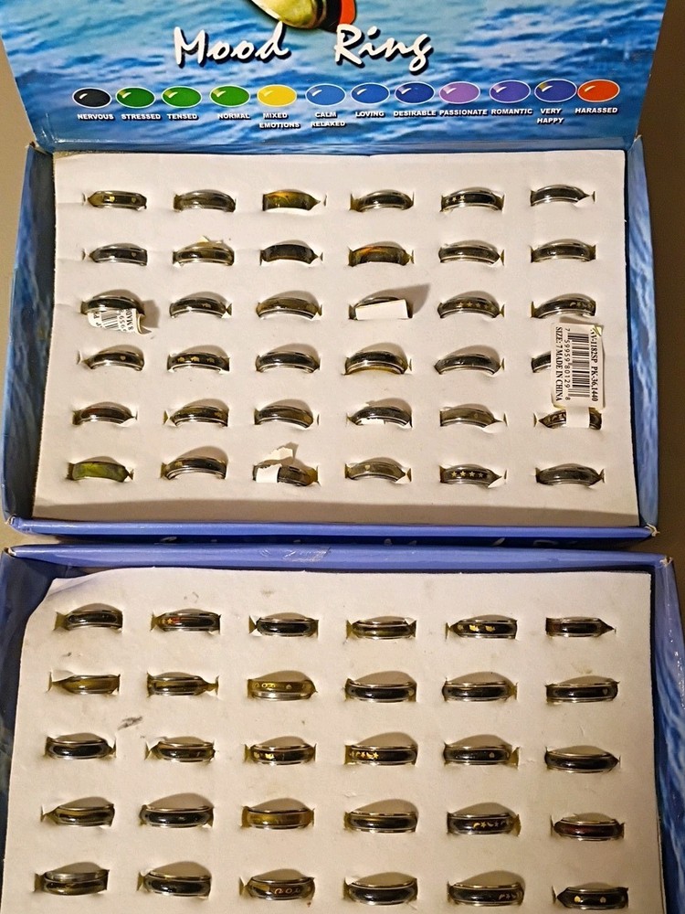 72 Spinning Mood Rings