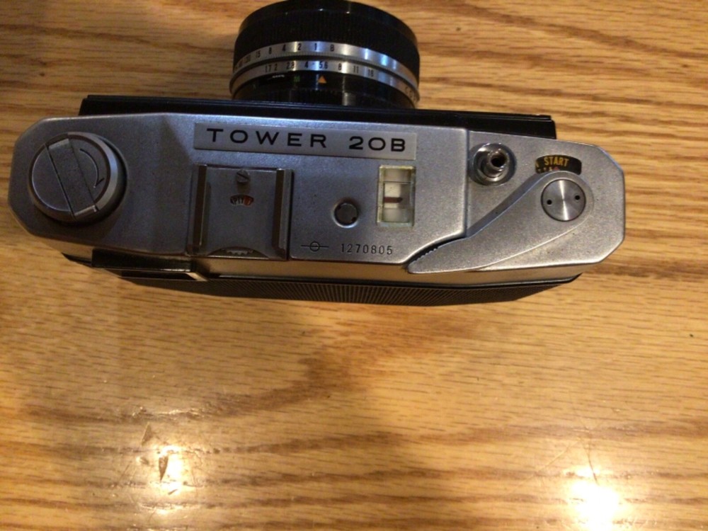 Tower 20B 35 mm Camera with Case