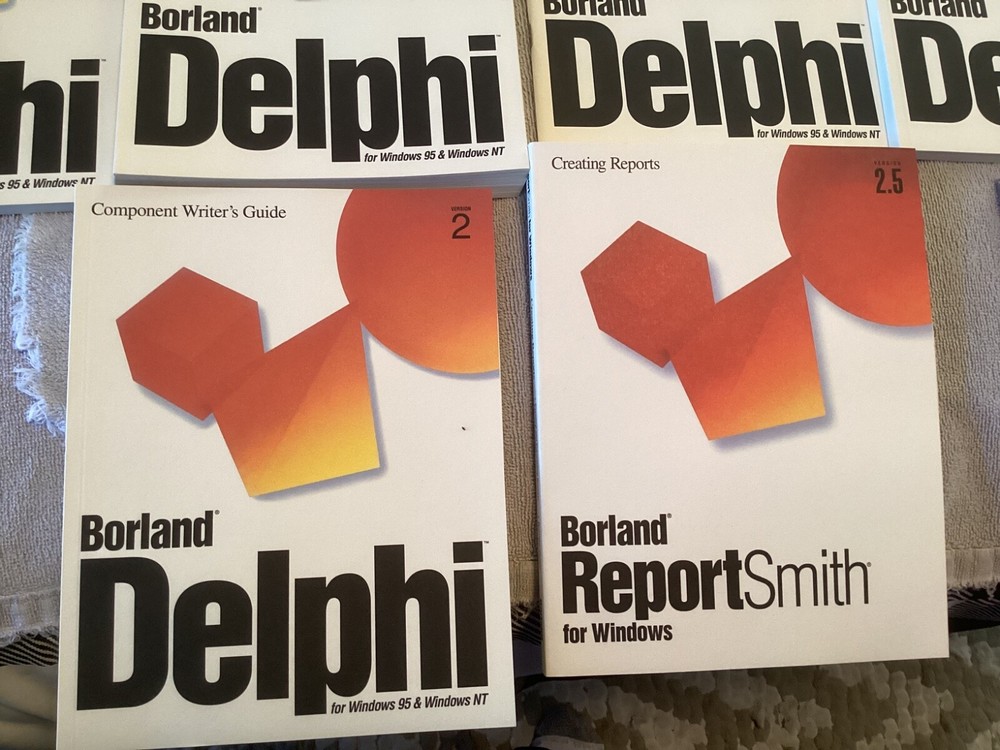 Vintage software developer Borland Delphi  version 2 ,manuals etc.