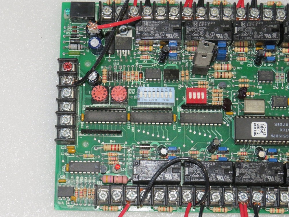 EST IRC-3 UIO-12/MFC UIO-12 UNIVERSAL I/O MODULE BOARD