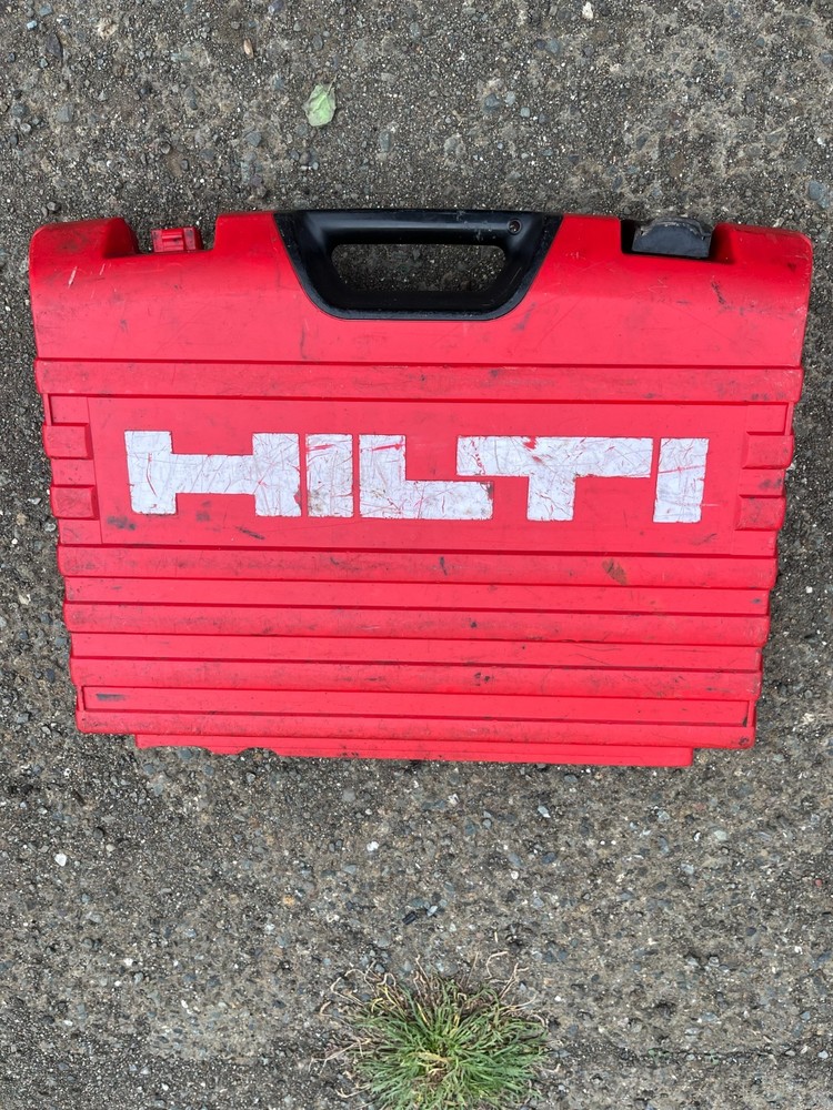 Hilti Hammer Drill TE 50 with 4 bits