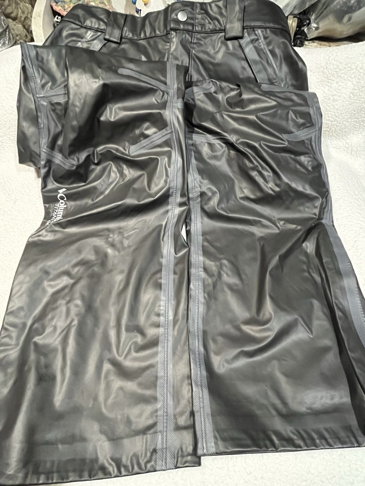 Columbia Titanium Men's Snow/ski Pants, Size Medium.