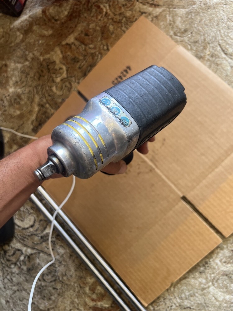 AIRCAT Impact Wrench