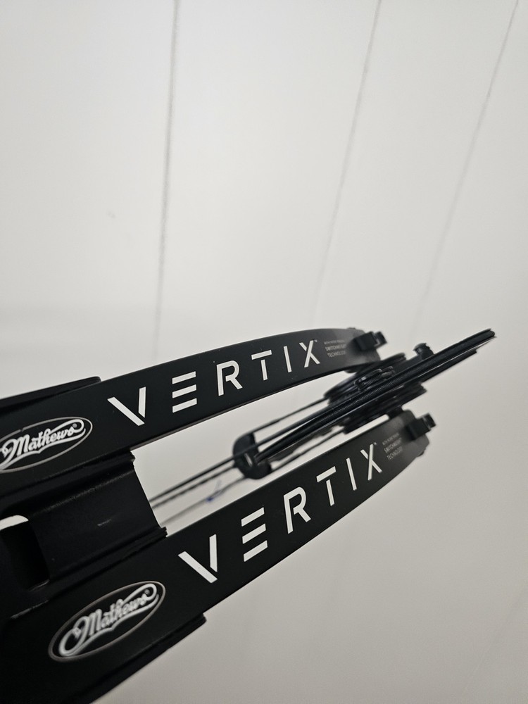 Mathews Vertix Compound Bow