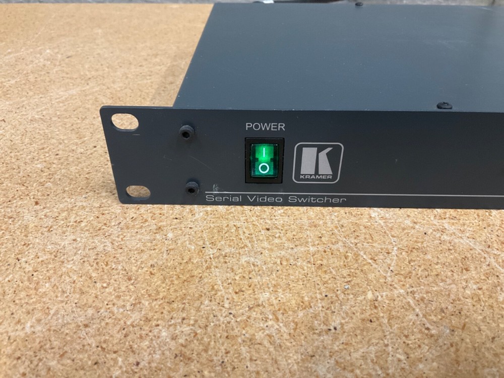 KRAMER Serial Video Switcher SD-7308