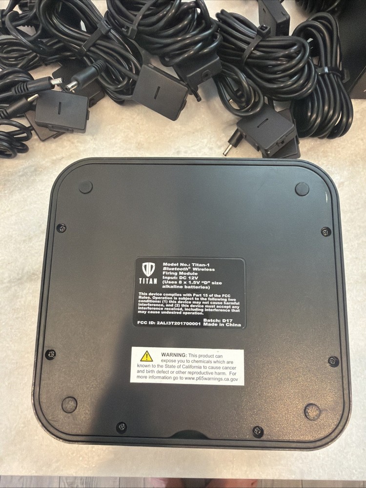 FireFly Titan-1 Bluetooth Mobile Fireworks Launch System +19 Igniter Clips 🚀