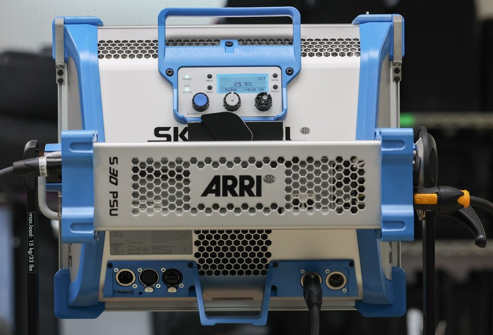 [EXCELLENT!!!] ARRI SKYPANEL S-30 C WITH ACCESSORIES