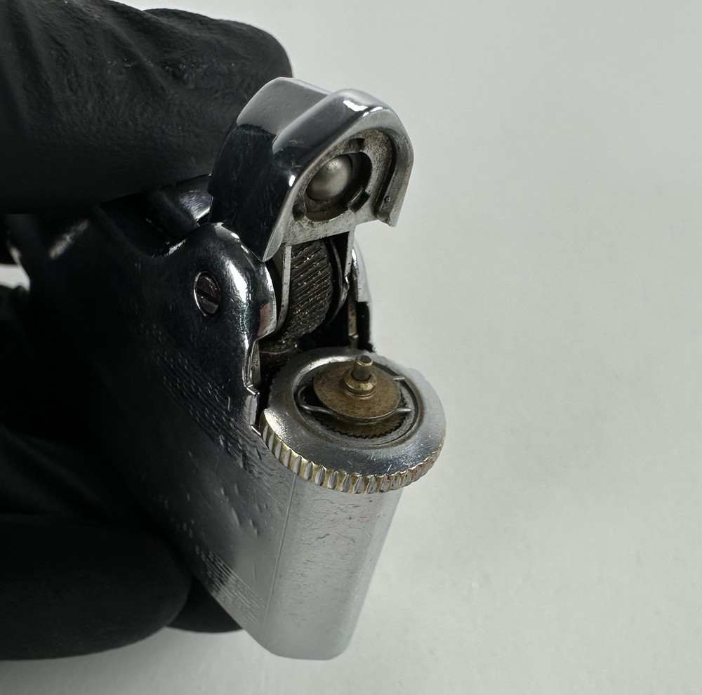 Vintage Ronson Varaflame Premiere Lighter- Untested- Please Read