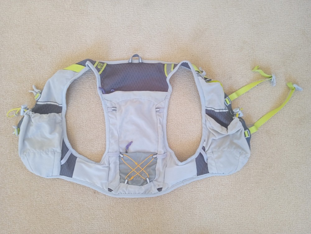 Mountain Hardware Singletrack 3L Race Vest, running hydration, Small/Medium