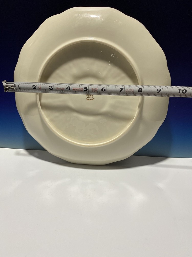 Lenox Deep Dish! Large 10”in wide