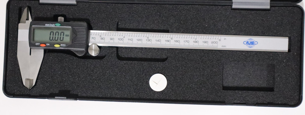 8" DIGITAL CALIPER & DEPTH GAGE A030