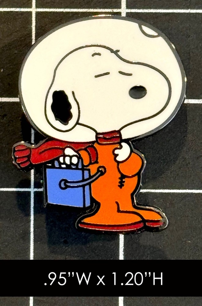 Peanuts: Astronaut Snoopy Enamel Pin