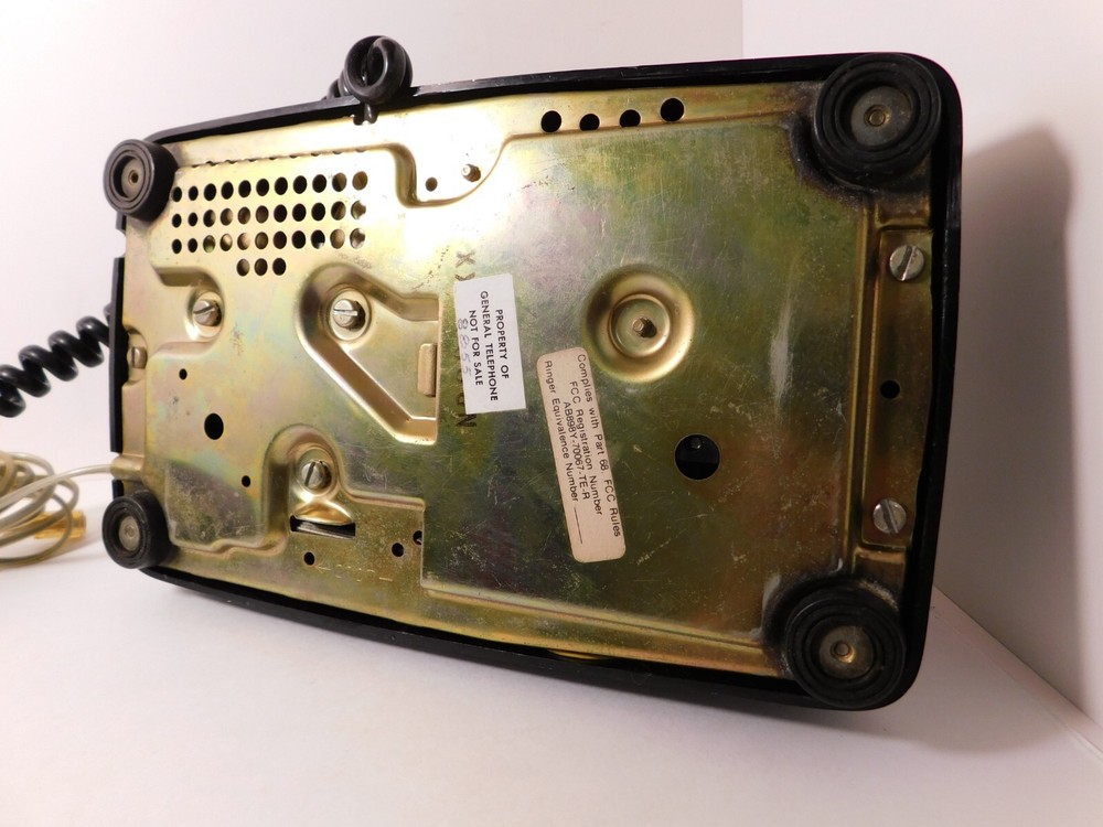 A Scarce Original AUTOMATIC ELECTRIC A/E 80 that Works & In Very Good Condition!