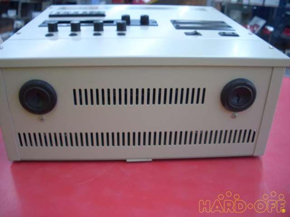 UNI-PEX GV-120 Wall Amplifier #BE11960