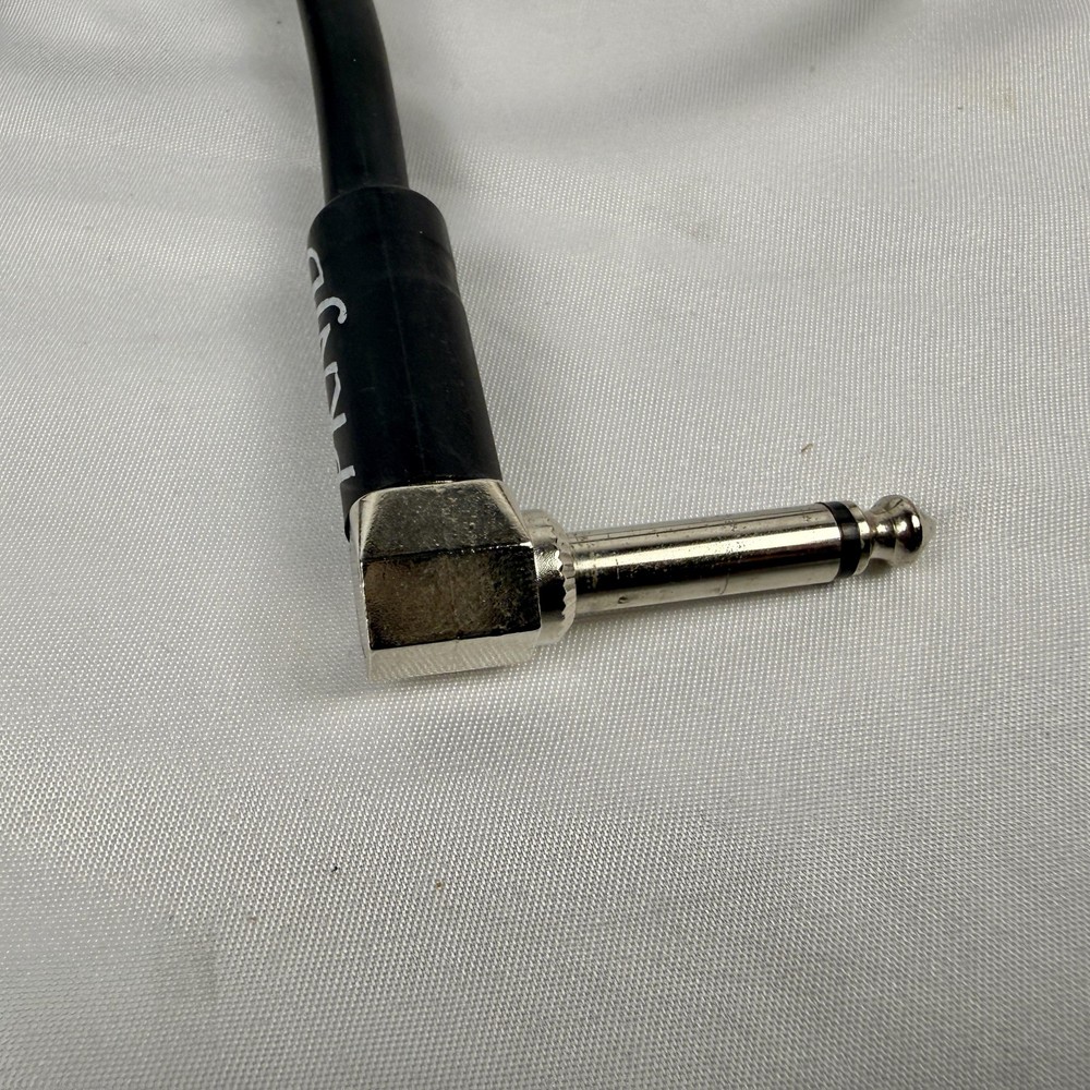 Mooer PE100 Guitar Multi Effects Processor Pedal Digital W/ Adapter Strap Cable