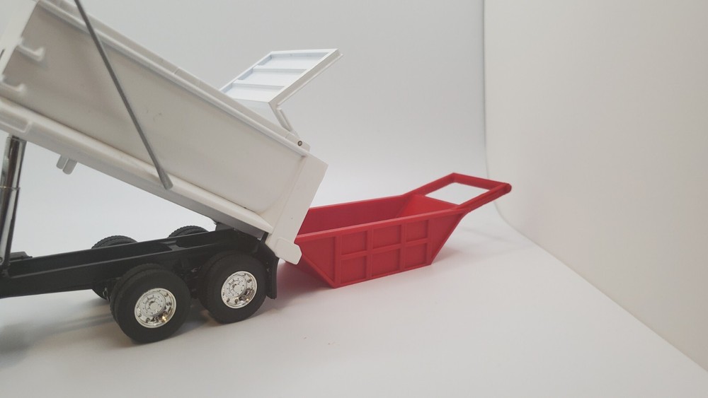 Custom 1/50 Scale 9 Cubic Yard Bedding Box in Red