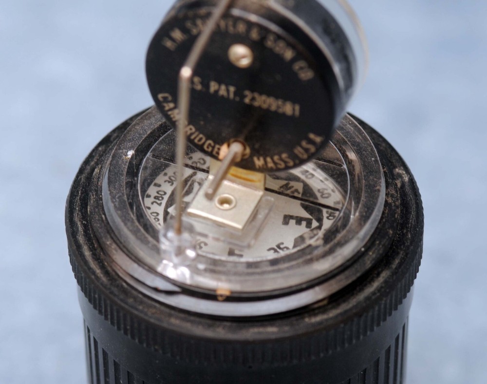 PORTABLE 'WINDIKATOR' WIND VELOCITY METER