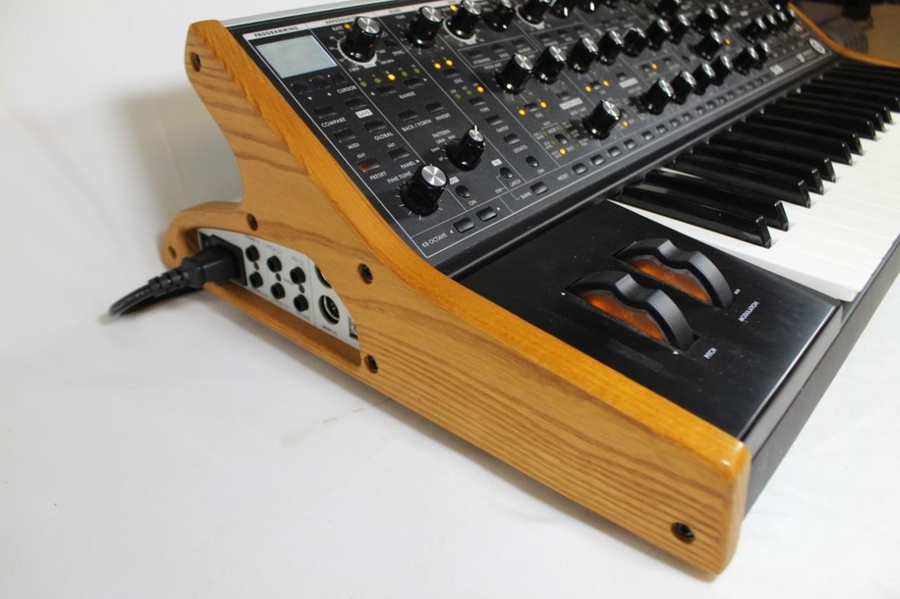 Moog Subsequent 37 (2-Note) Paraphonic Analog Synthesizer