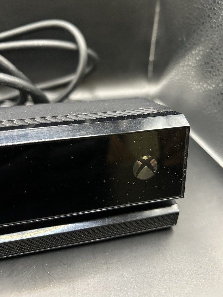 Microsoft Xbox One 1520 Kinect - Tested