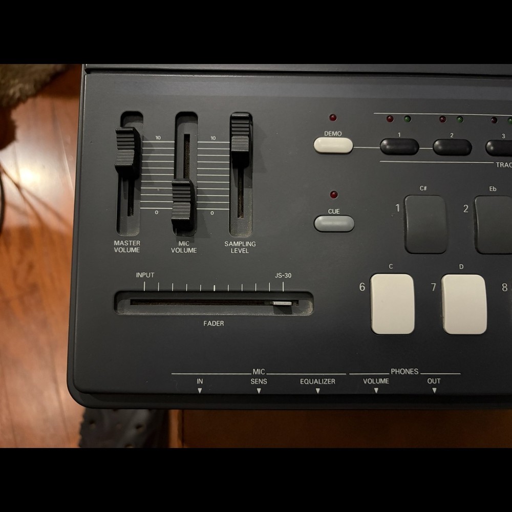 Roland JS-30 Sampling Workstation 8 Bit Sampler