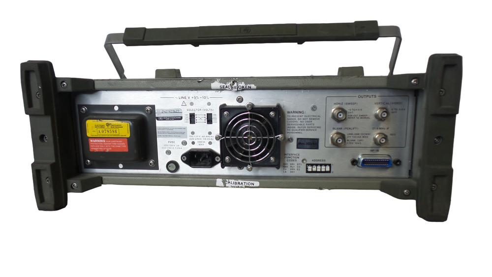 HP 853A W / HP 8558B Spectrum Analyzer