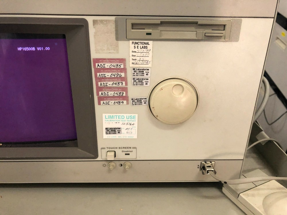 HEWLETT PACKARD 16500B LOGIC ANALYSIS SYSTEM