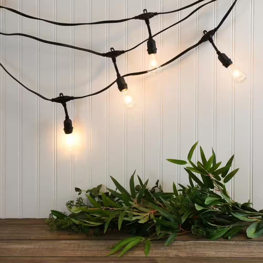 Patio PRO String Lights (12 Lights)