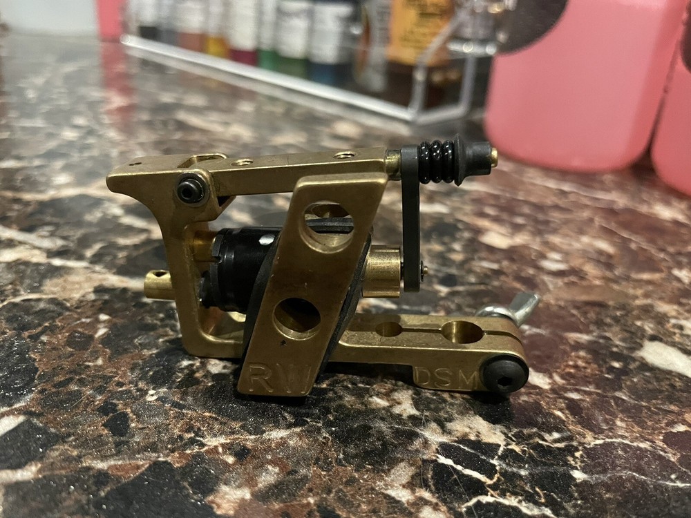 DSM x Rotaryworks v.2 tattoo machine