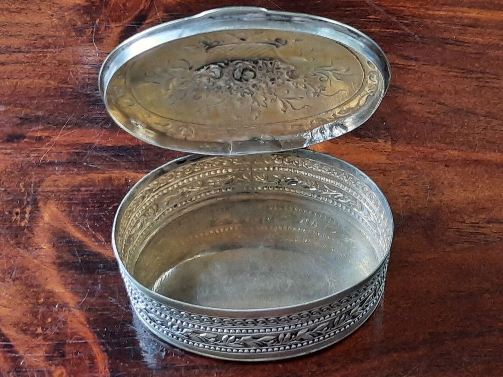800 Silver German Trinket Box 53.3 grams 2 3/4"