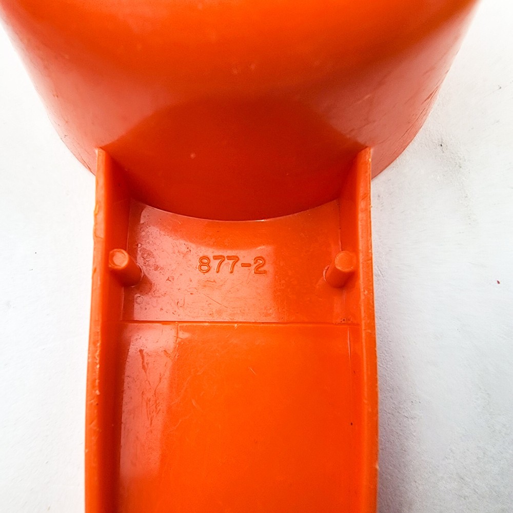 Tupperware Small Funnel 877-2 And Egg Separator 779-7 Kitchen Gadgets