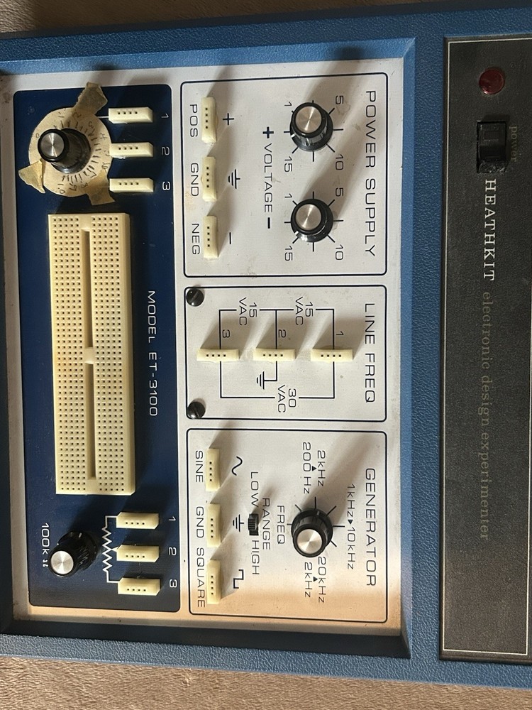 Vintage Heathkit Model ET-3100 Electronic Design Experimenter - Powers On