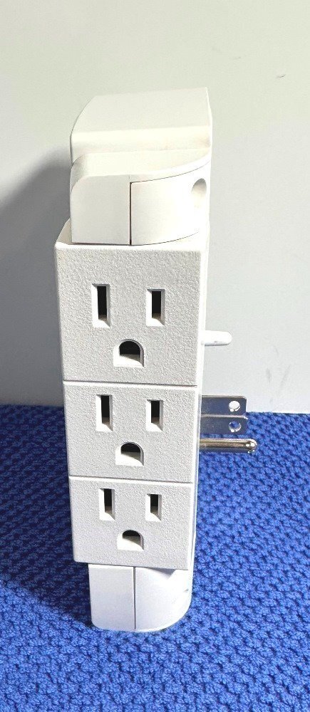 CyberPower Surge Protector P600WSURC2 NEW