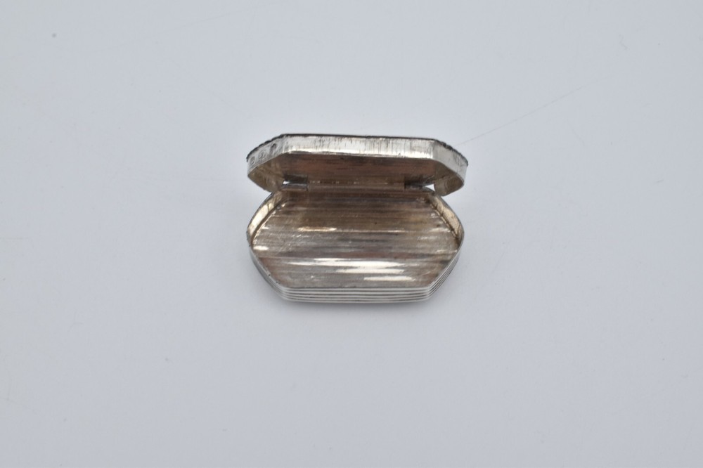 Georgian Sterling Silver Samuel Pemberton Pill Pot Patch Box 1800
