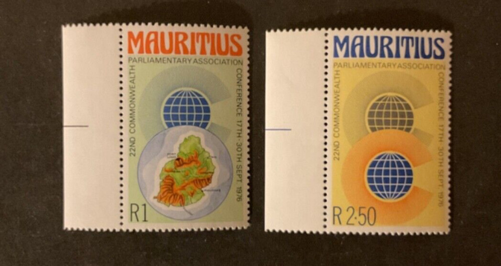 Mauritius Scott #427-8 never hinged