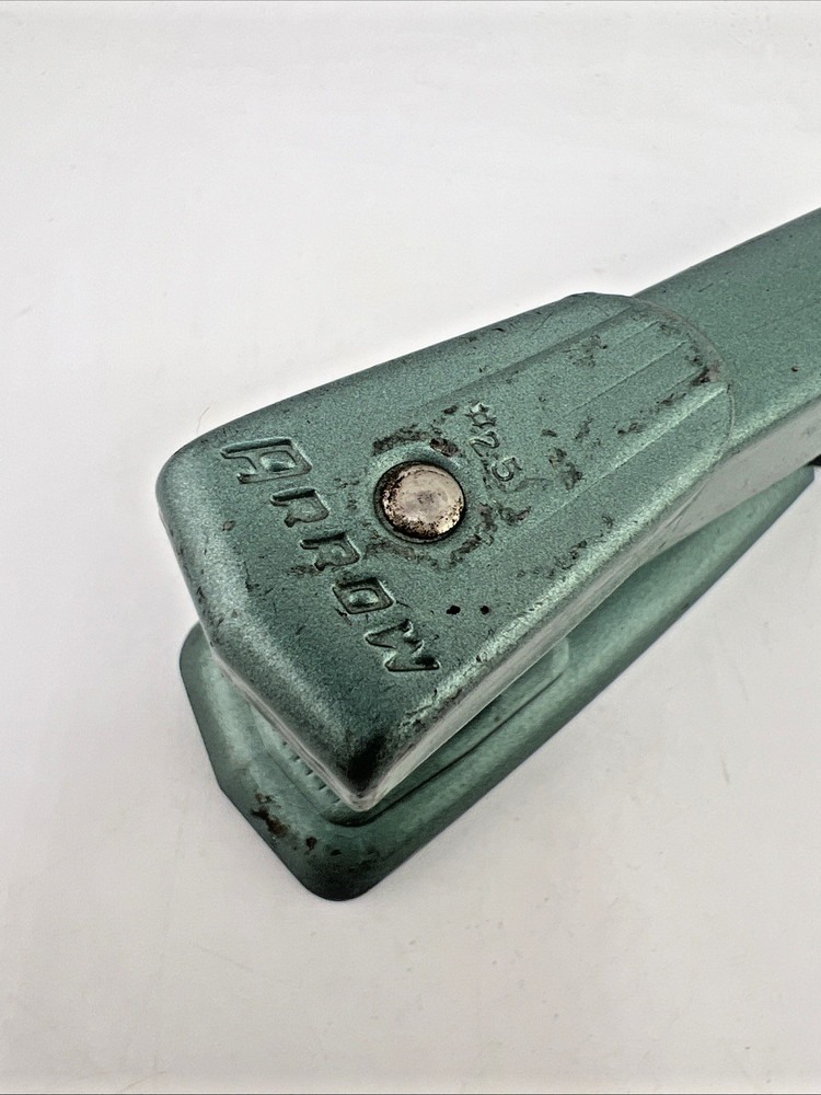 Vintage Arrow Stapler #25 Green Metal Mini Stapler Missing Part READ!!!!