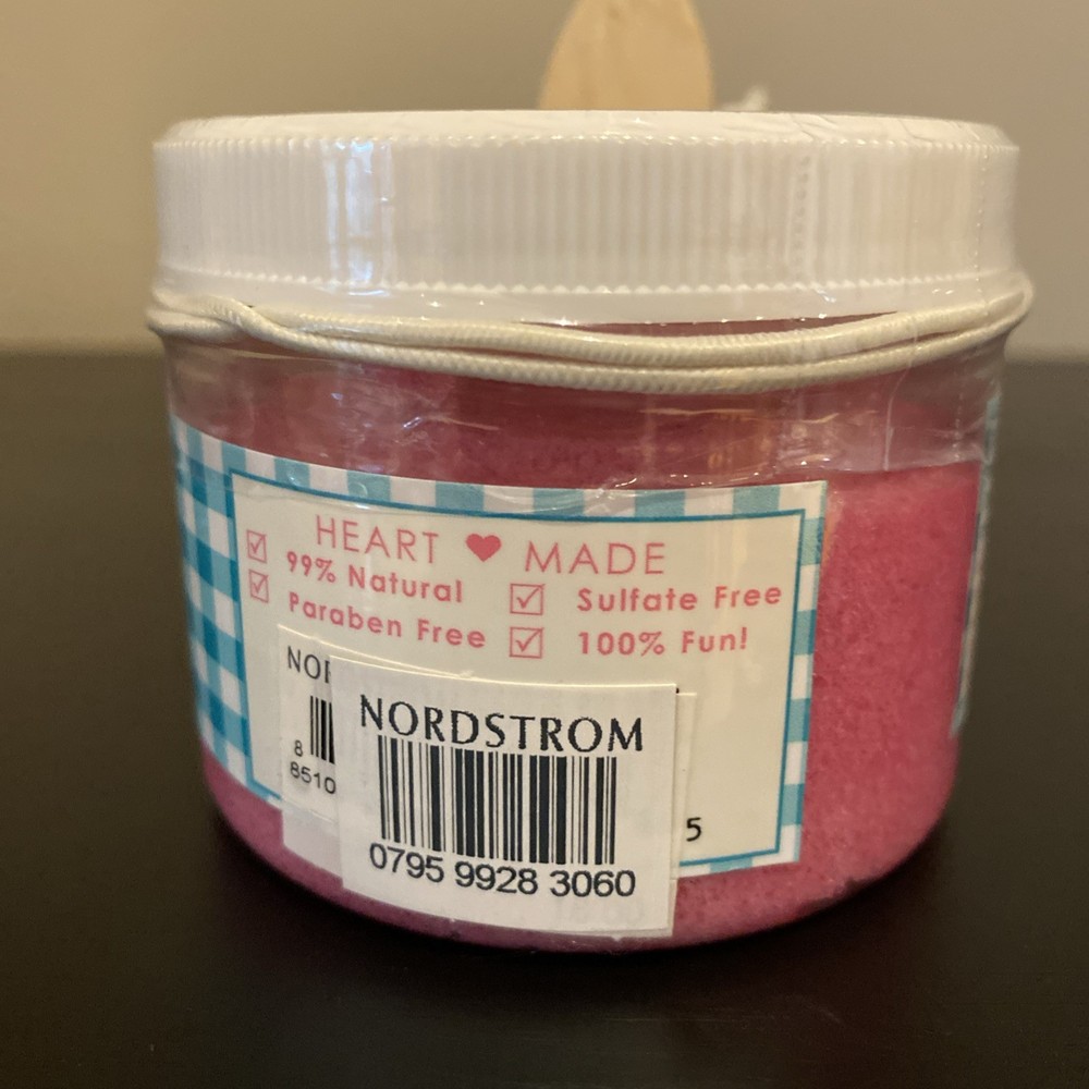 Feeling Smitten Sugar Scrub Strawberry Mint SEALED