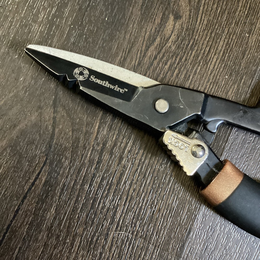 SOUTHWIRE - Professional Electrician DataComm Snips