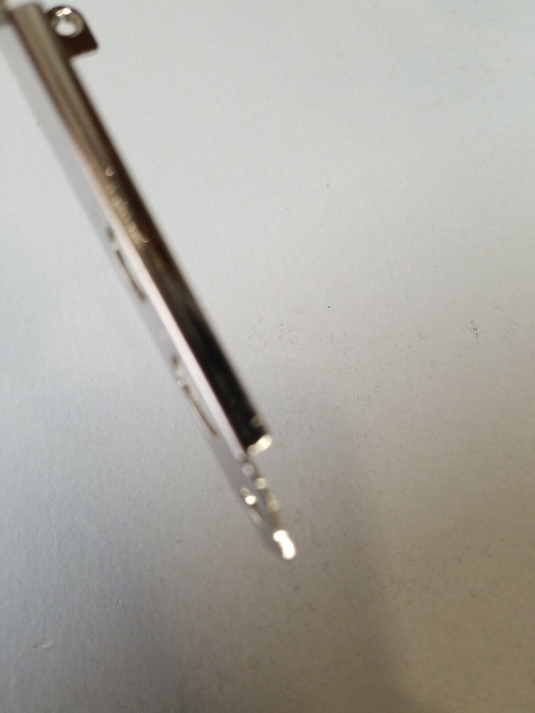 Low Profile Bracket for Antena and Audio / Video