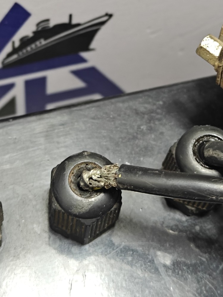 ASLI 8048 AUTOMATIC SAFE LOAD INDICATOR