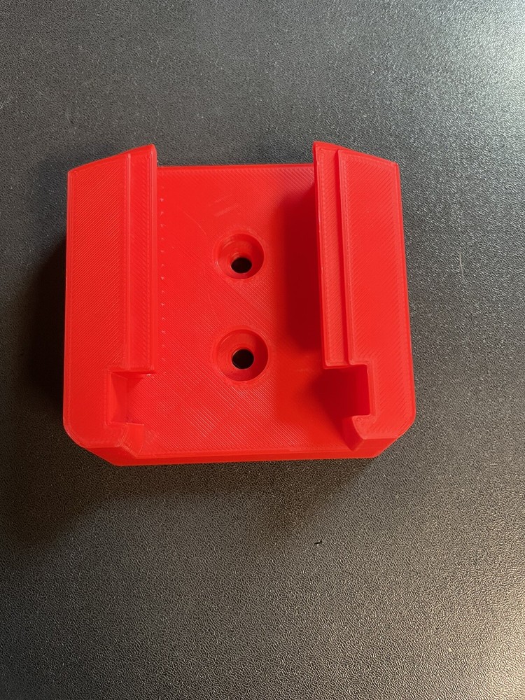 2pk Milwaukee M18 battery Wall Mount