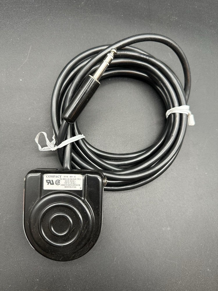 Compact 491-S Foot Switch Electrical Single Pedal Momentary Single Stage New