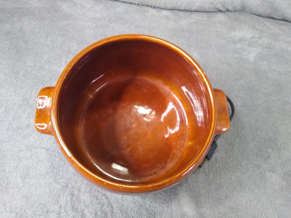 VTG West Bend Bean Pot 2 Qt #3295E Tested Working