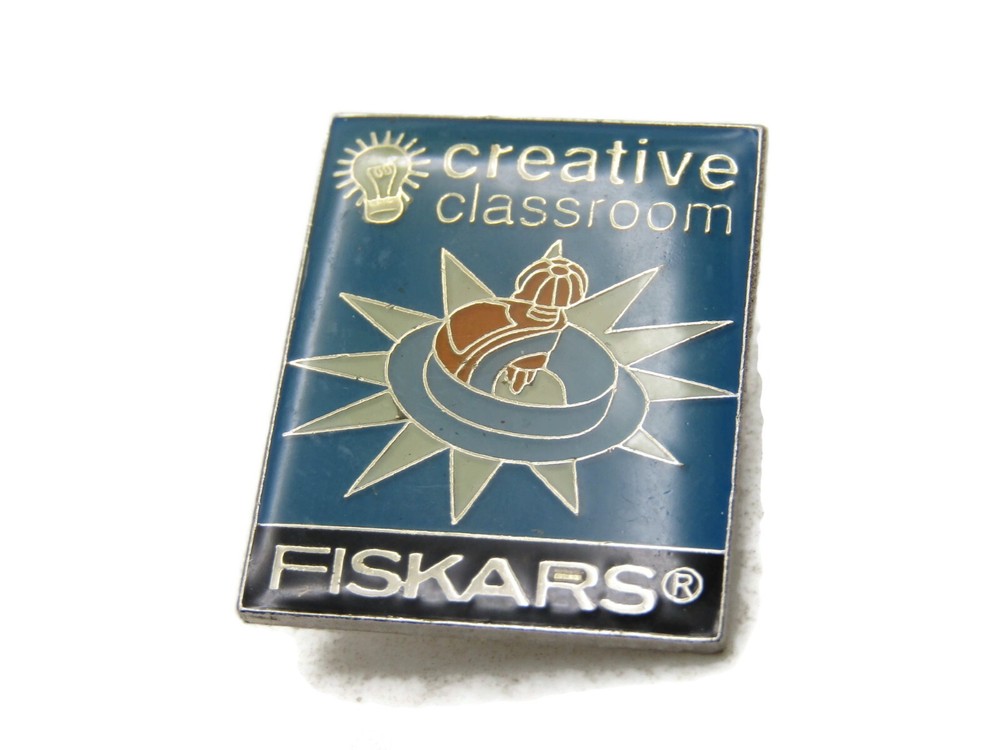 Fiskars Creative Classroom Enamel Lapel Pin Teacher Art Craft Idea Lightbulb
