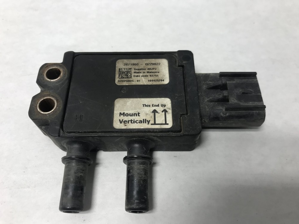 Peterbilt 579 Electronic DPF Control Module - Used | P/N 2871960