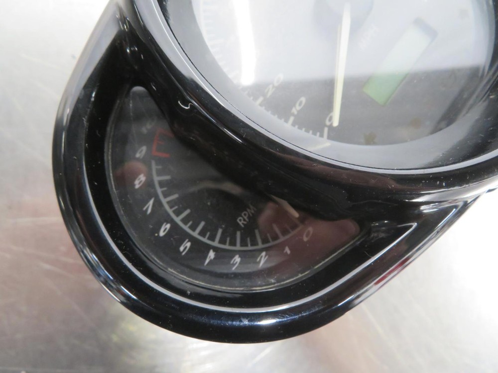 EB1395 2007 07 HARLEY VROD NIGHTROD VRSCD CLUSTER SPEEDOMETER