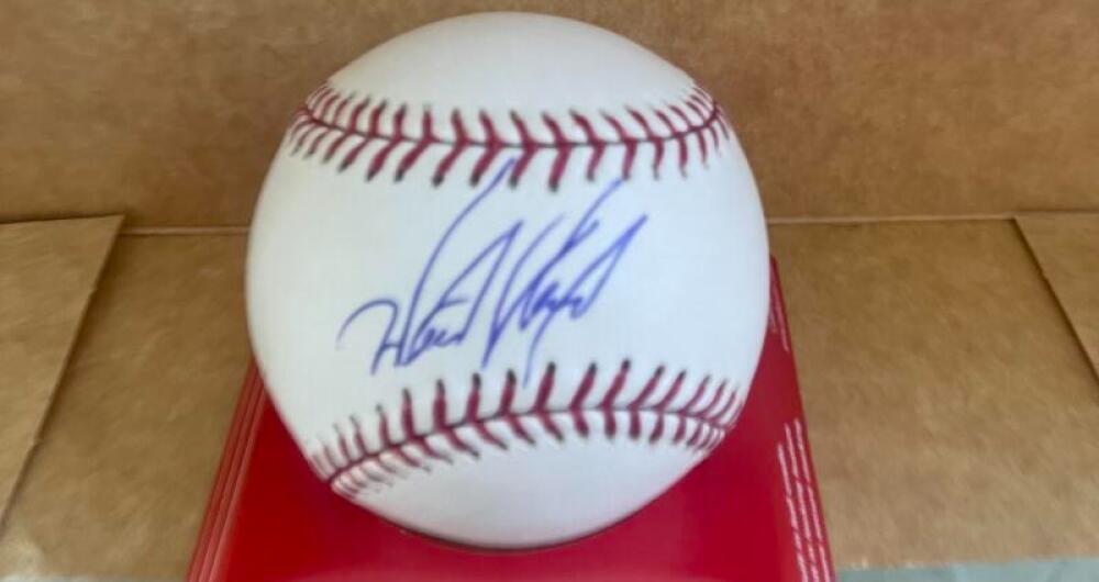 WILY MO PENA REDS/RED SOX  SIGNED AUTO M.L. BASEBALL BECKETT AUTH