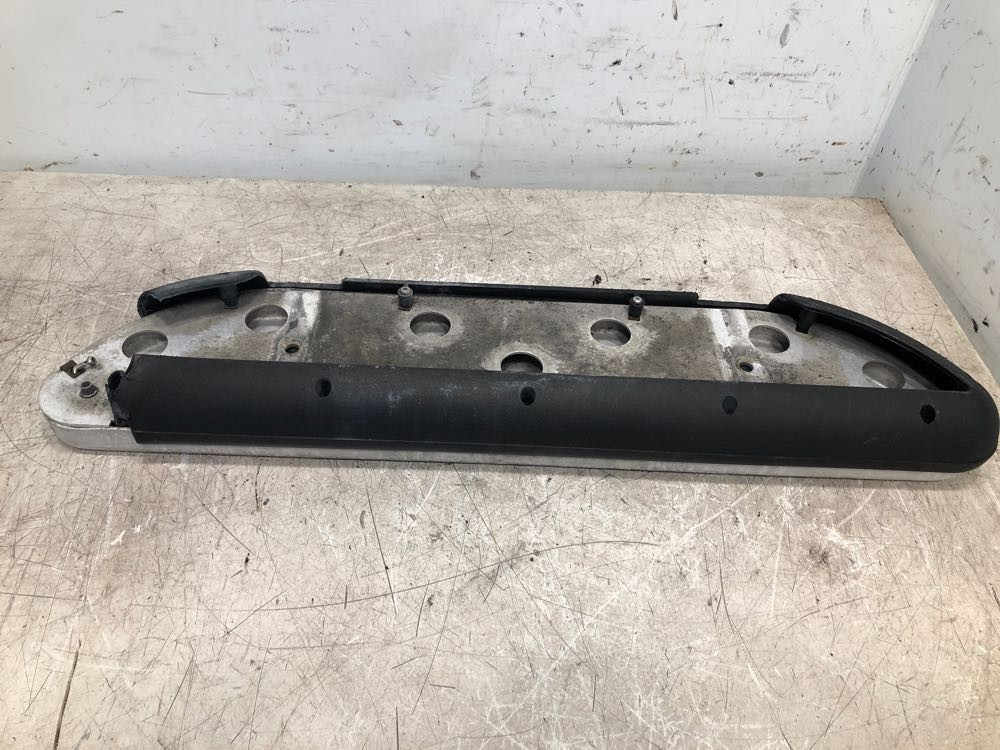 2000 Kenworth T2000 Step (723-10389)