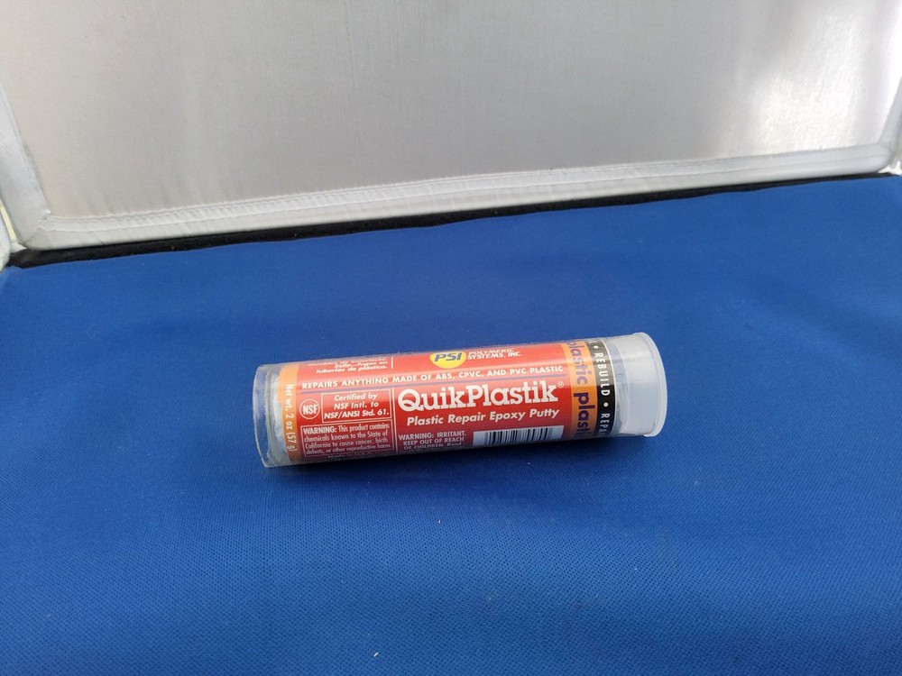 Quik Plastic Epoxy Putty 1oz