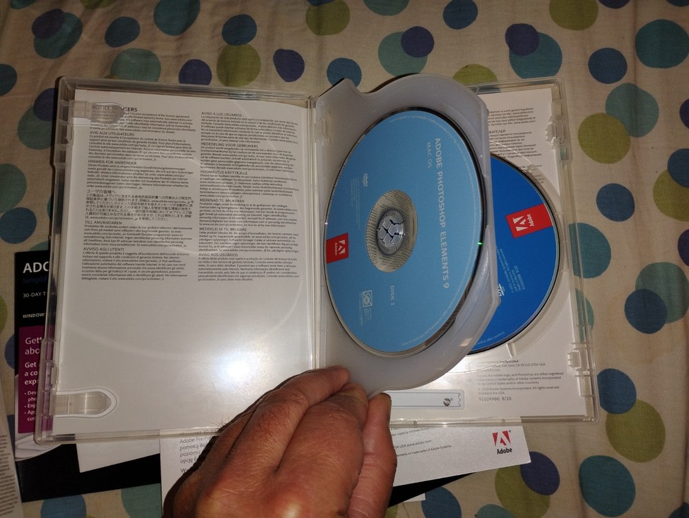 Photoshop Elements 9 - Full Version Original for Mac, Windows